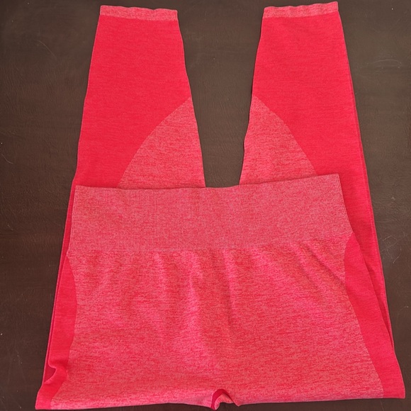 🧡 NWOT PINK Victoria's Secret Two-Tone Coral Seamless Activewear Leggings - Picture 5 of 12